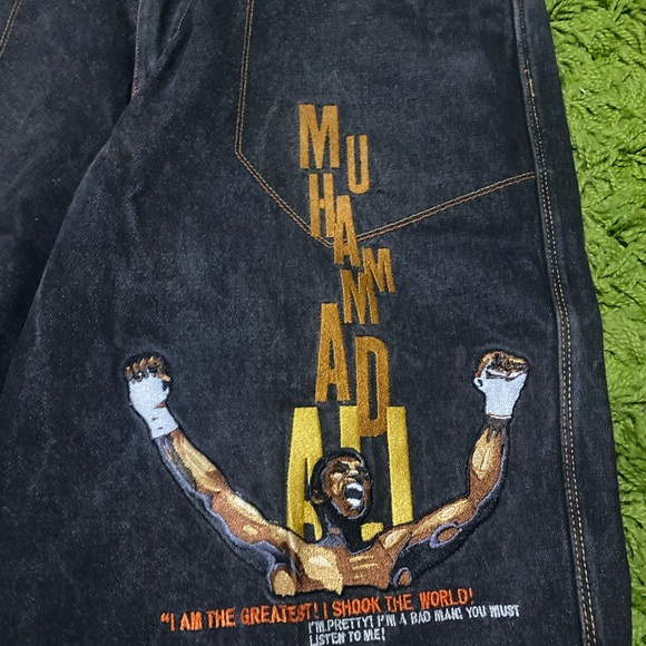 Vintage Platinum FUBU Muhammad Ali (Las) - Picture 2 of 5